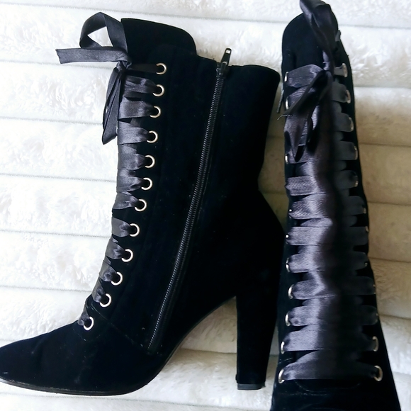Velvet Black Women's Boots - Picture 2 of 4